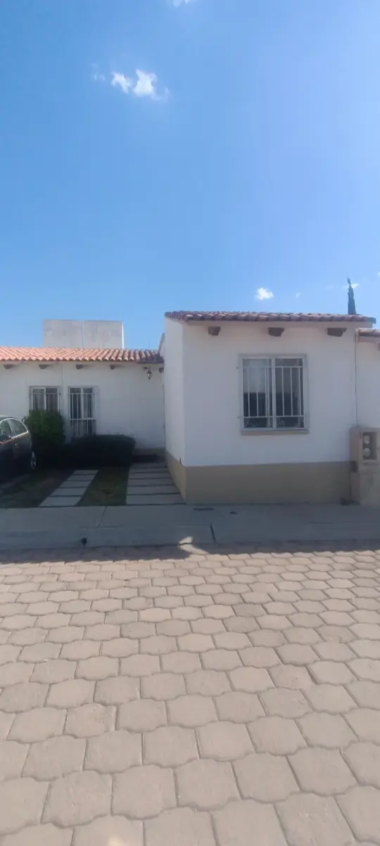 Casa en renta en San Pedro Ahuacatlan, San Juan del Río — foto 1 de 8