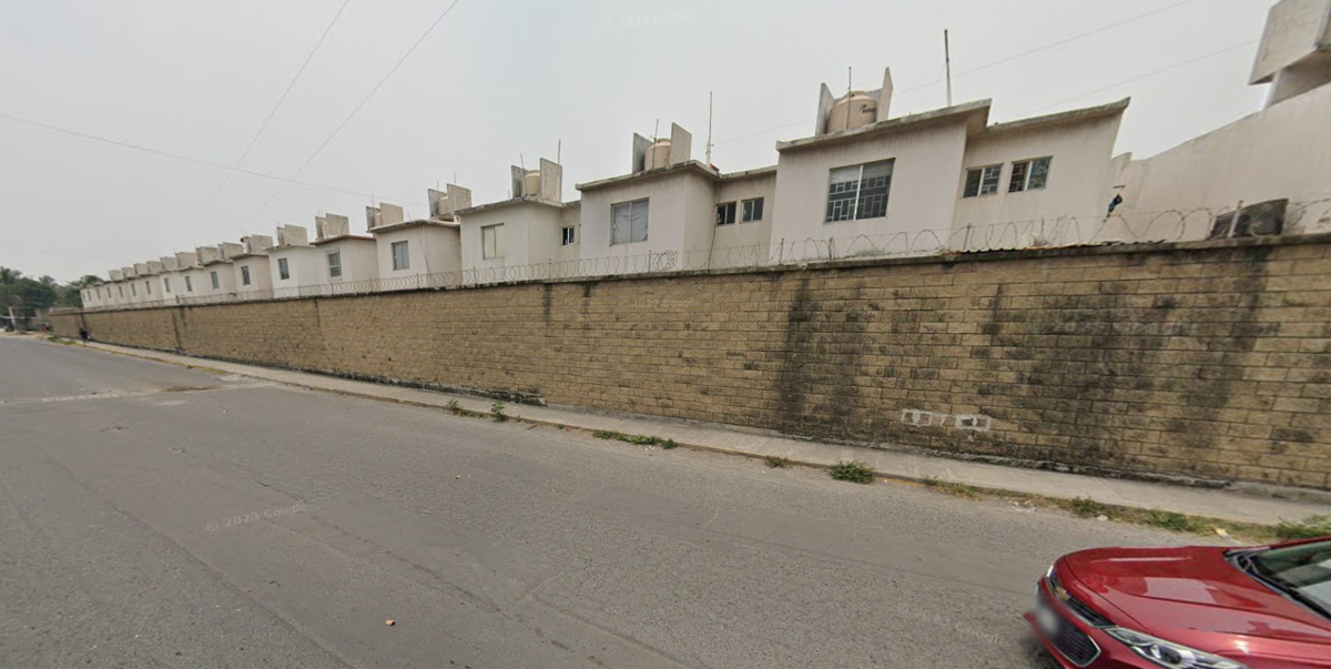 Casa en venta en Lomas de Rio Medio, Veracruz — foto 1 de 3