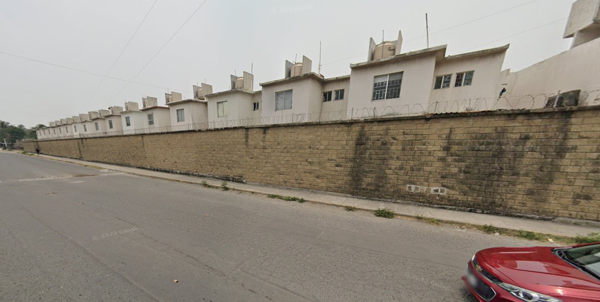 EXCELENTE CASA DE ENTREGA INMEDIATA EN CAMINO REAL CIRCUITO MEDITERRANEO, COL. LOMAS DEL RIO MEDIO EXCELENTE CASA DE ENTREGA INMEDIATA EN CAMINO REAL CIRCUITO MEDITERRANEO, COL. LOMAS DEL RIO MEDIO