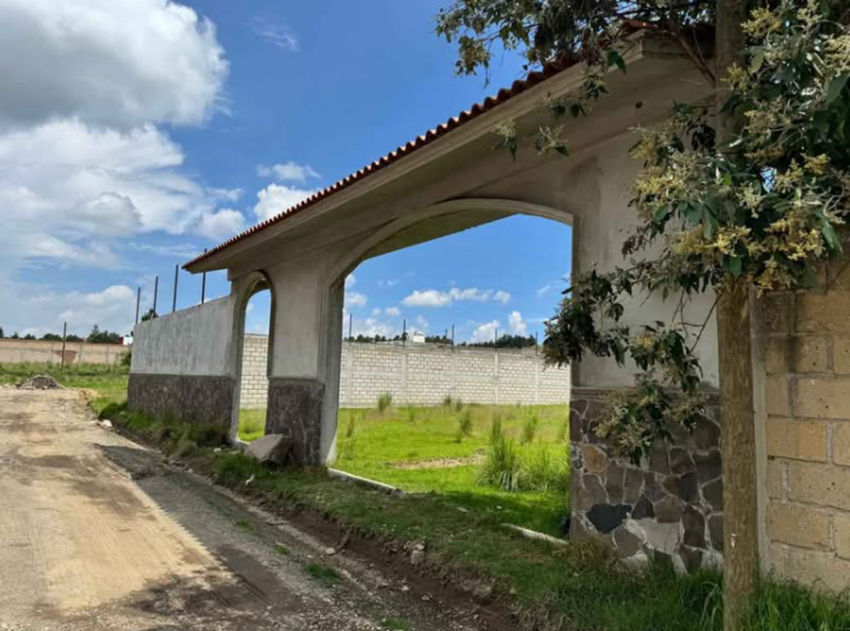 Terreno en venta en Cacalomacán Centro, Toluca — foto 1 de 6
