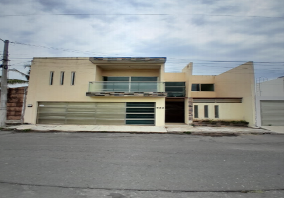 Casa en venta en Graciano Sánchez Romo, Boca del Río — foto 1 de 12