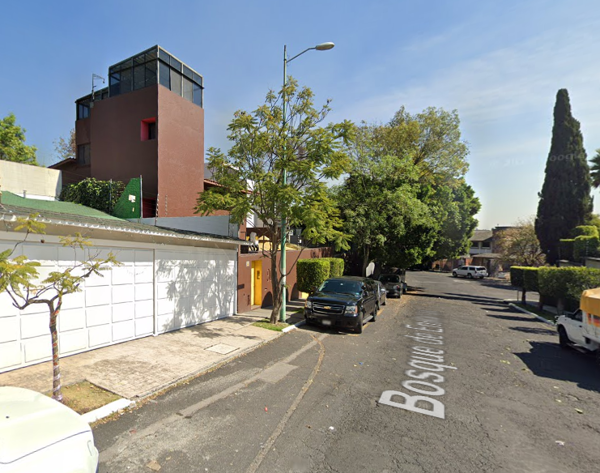 Casa en venta en Bosques de las Lomas, Cuajimalpa de Morelos — foto 2 de 9