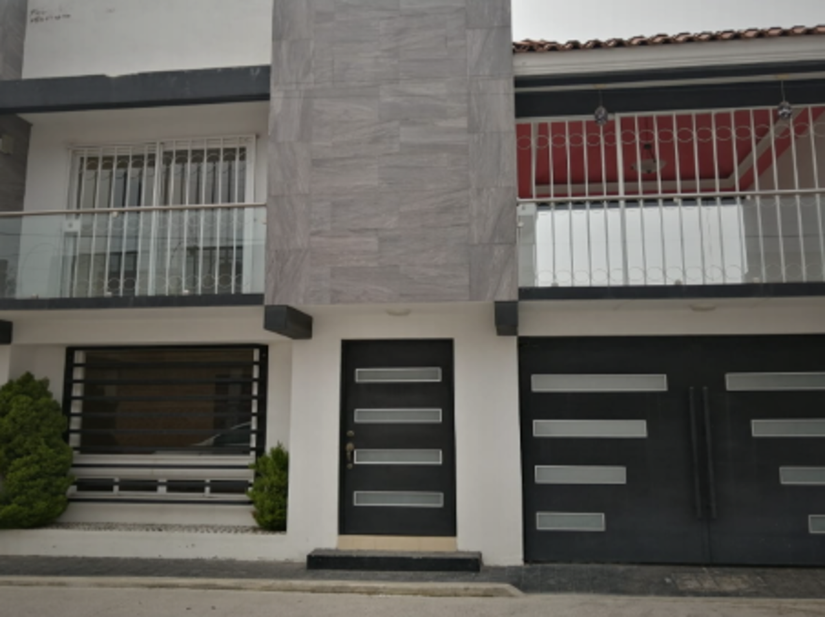 Casa en venta en Santa Maria Nativitas, Calimaya — foto 1 de 11