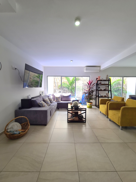 Casa en venta en Lomas de la Rioja, Alvarado — foto 3 de 16