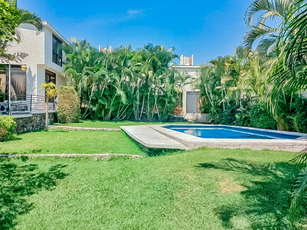 Casa en venta en Burgos Sección Casa Blanca, Temixco — foto 1 de 26