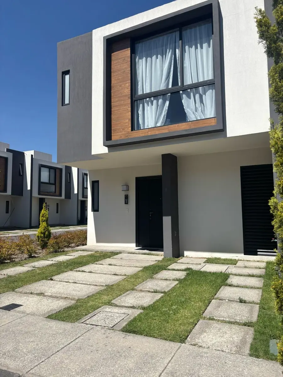 Casa en renta en Áurea, Toluca — foto 1 de 11