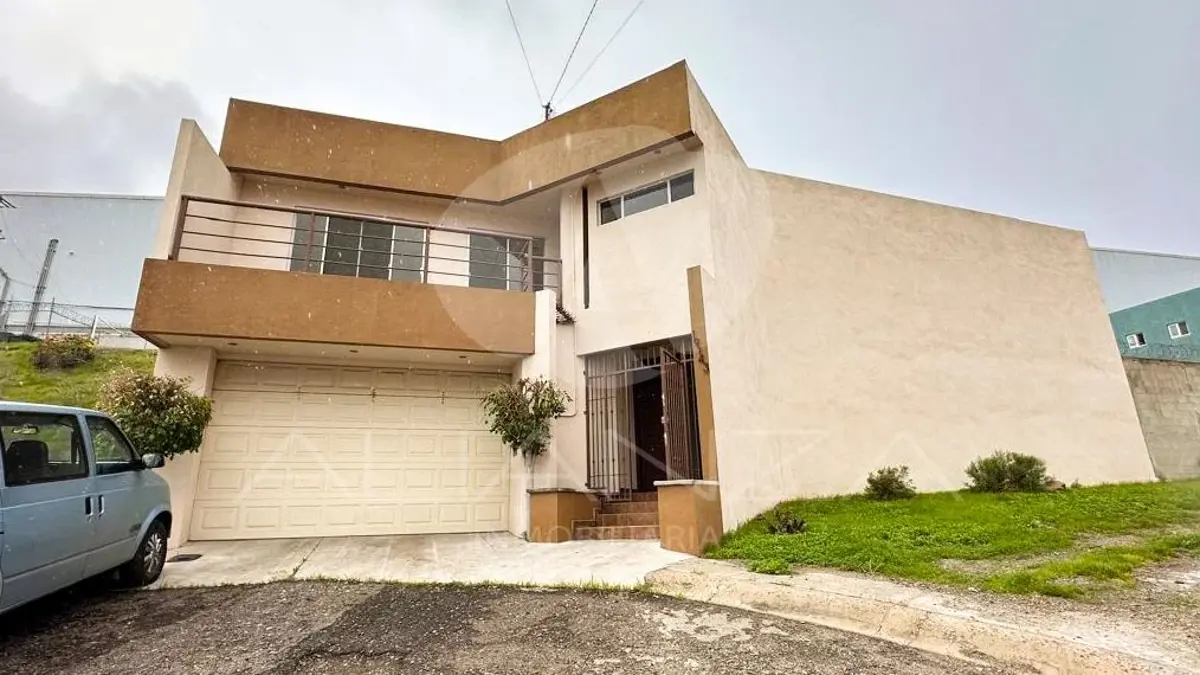 Casa en renta en El Lago, Tijuana — foto 1 de 22