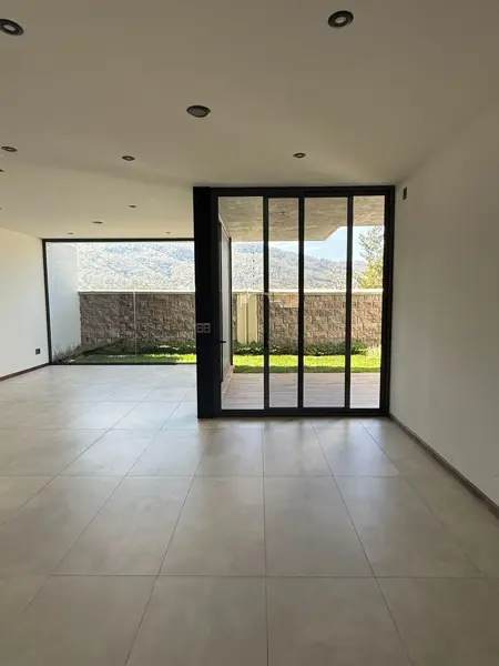 Casa en venta en Tres Marías, Morelia — foto 2 de 33