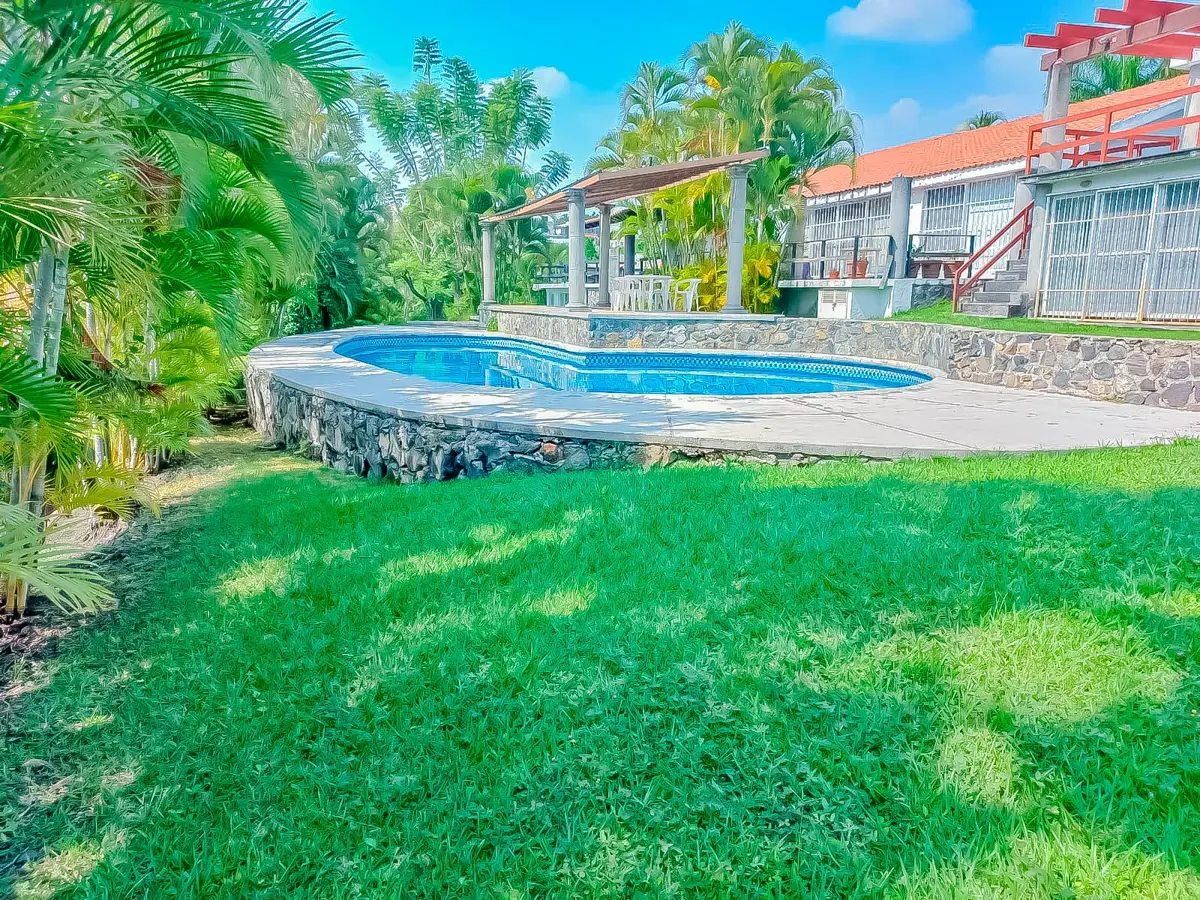 Casa en venta en Burgos Bugambilias, Temixco — foto 1 de 16
