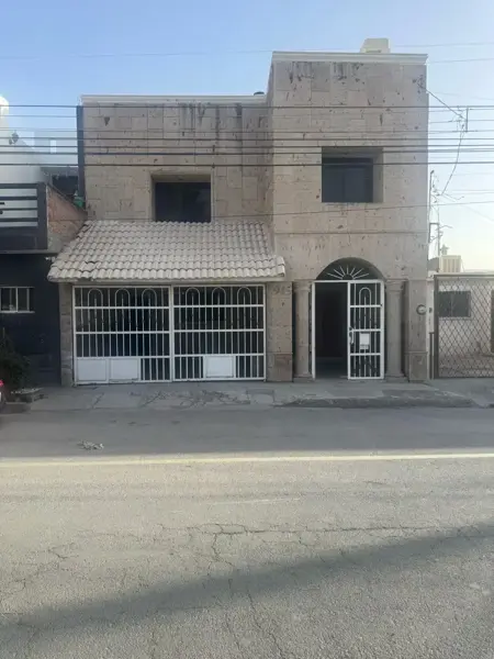 Casa en venta en Roma, Torreón — foto 2 de 57