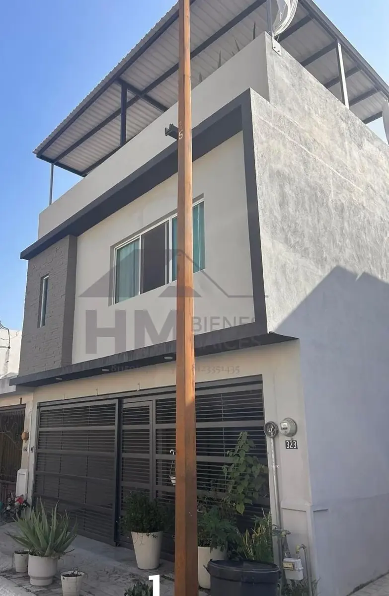 Casa en venta en Cerradas de Santa Rosa, Apodaca — foto 1 de 23