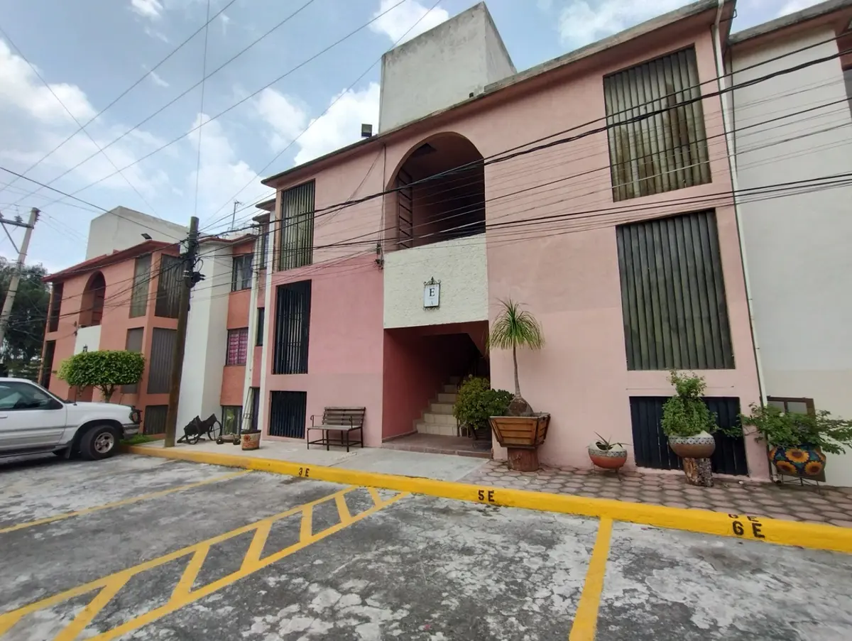Departamento en venta en Colonial Coacalco, Coacalco de Berriozábal — foto 1 de 11