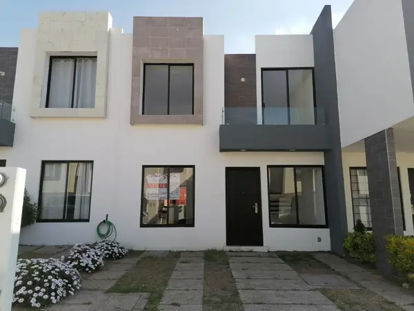 CASA EN VENTA EN SAN JUAN DEL RIO QUERETARO