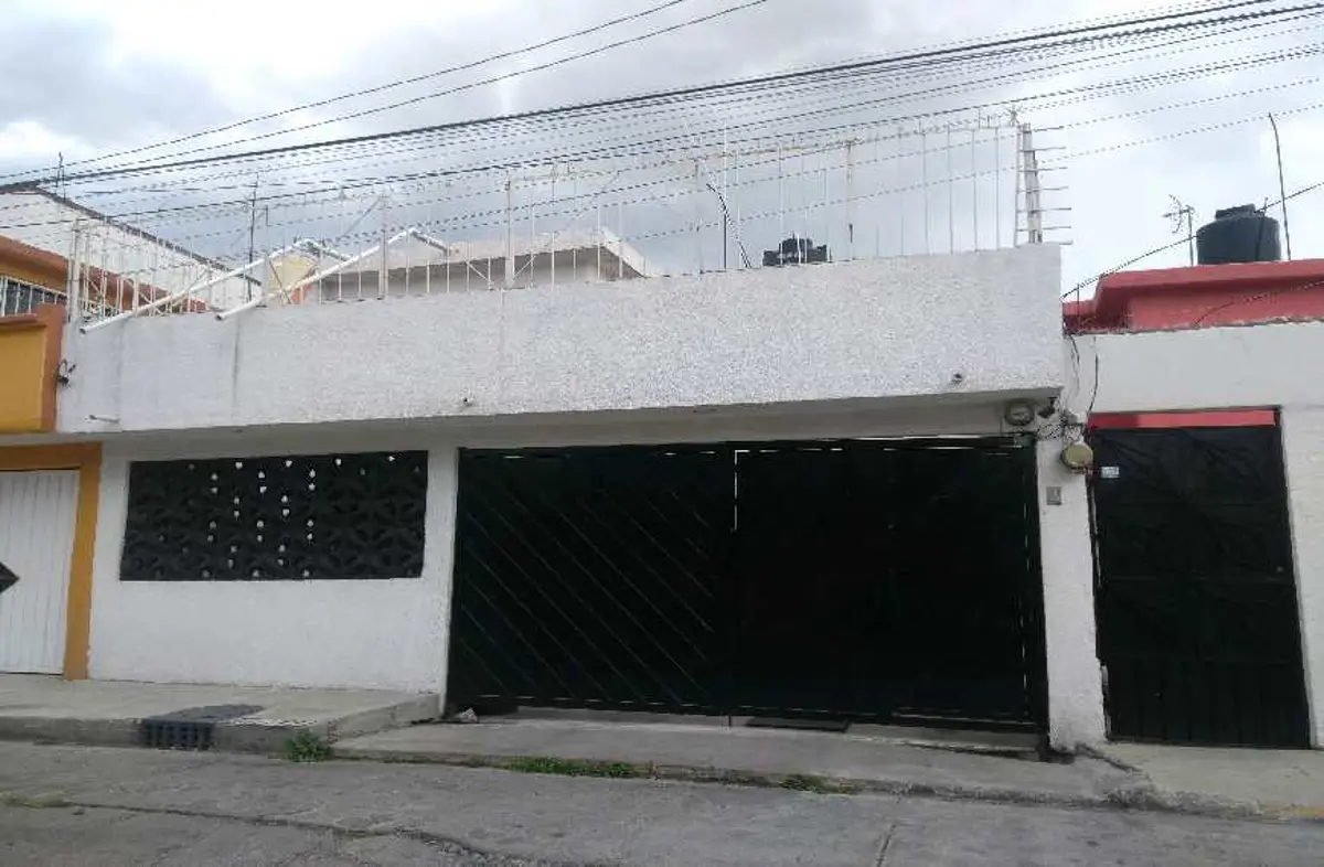 Casa en venta en Ciudad Azteca Sección Oriente, Ecatepec de Morelos — foto 1 de 9