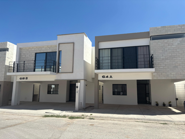 CASA EN SENDEROS