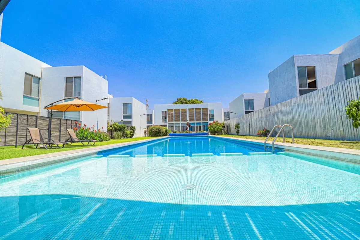 Casa en venta en Lomas del Manantial, Xochitepec — foto 1 de 35
