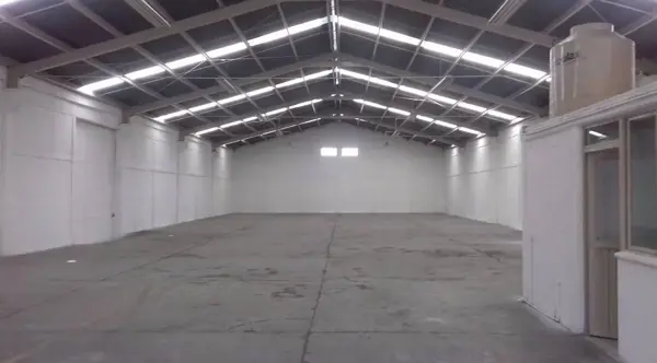 Bodega en renta en Nazario S Ortiz Garza, Saltillo — foto 2 de 6