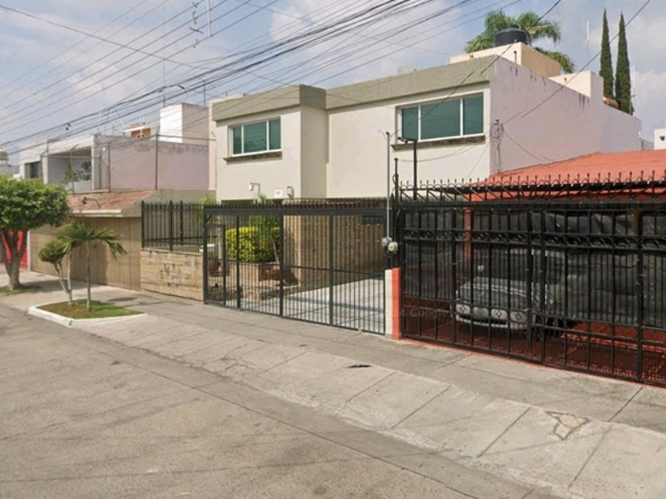 Casa en venta en Bosques de La Victoria, Guadalajara — foto 2 de 6