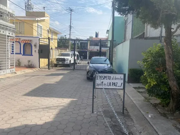 Casa en venta en Parques de San Pedro, Guadalajara — foto 3 de 14