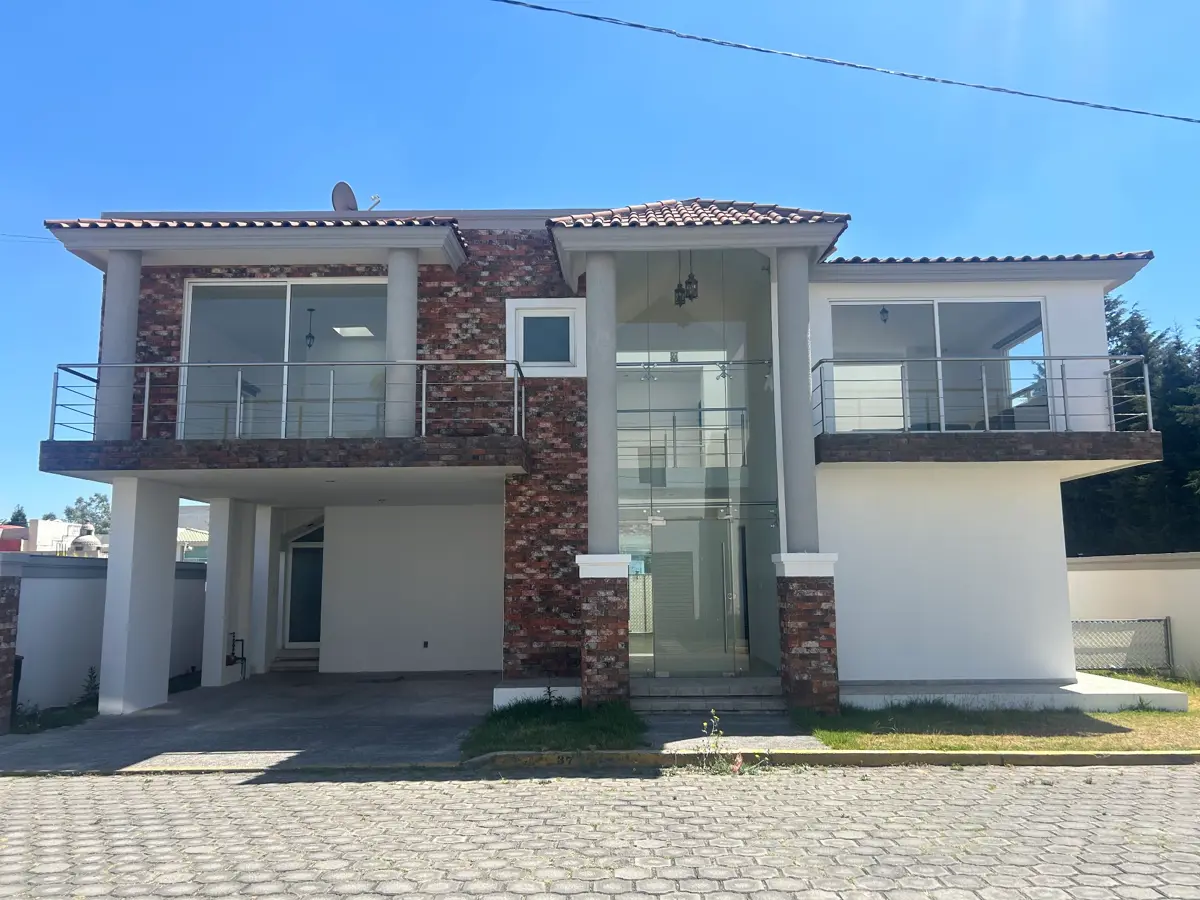 Casa en venta en La Asuncion, Metepec — foto 1 de 42