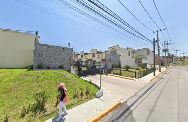 Casa en venta en URBI Villa del rey, Huehuetoca — foto 2 de 16