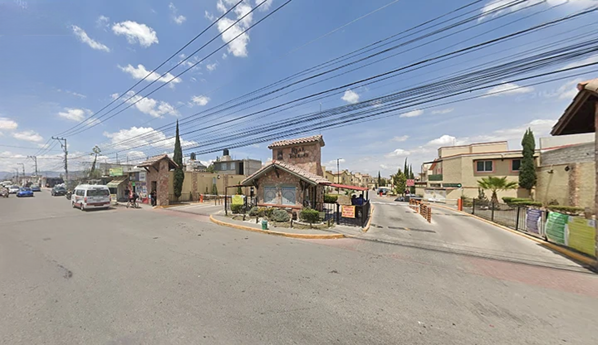 Casa en venta en Real Toledo, Pachuca de Soto — foto 1 de 21
