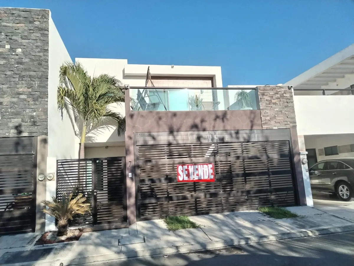 Casa en venta en Lomas de la Rioja, Alvarado — foto 1 de 21