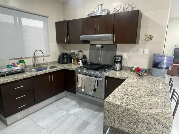 Casa en venta en Lomas de la Rioja, Alvarado — foto 3 de 21
