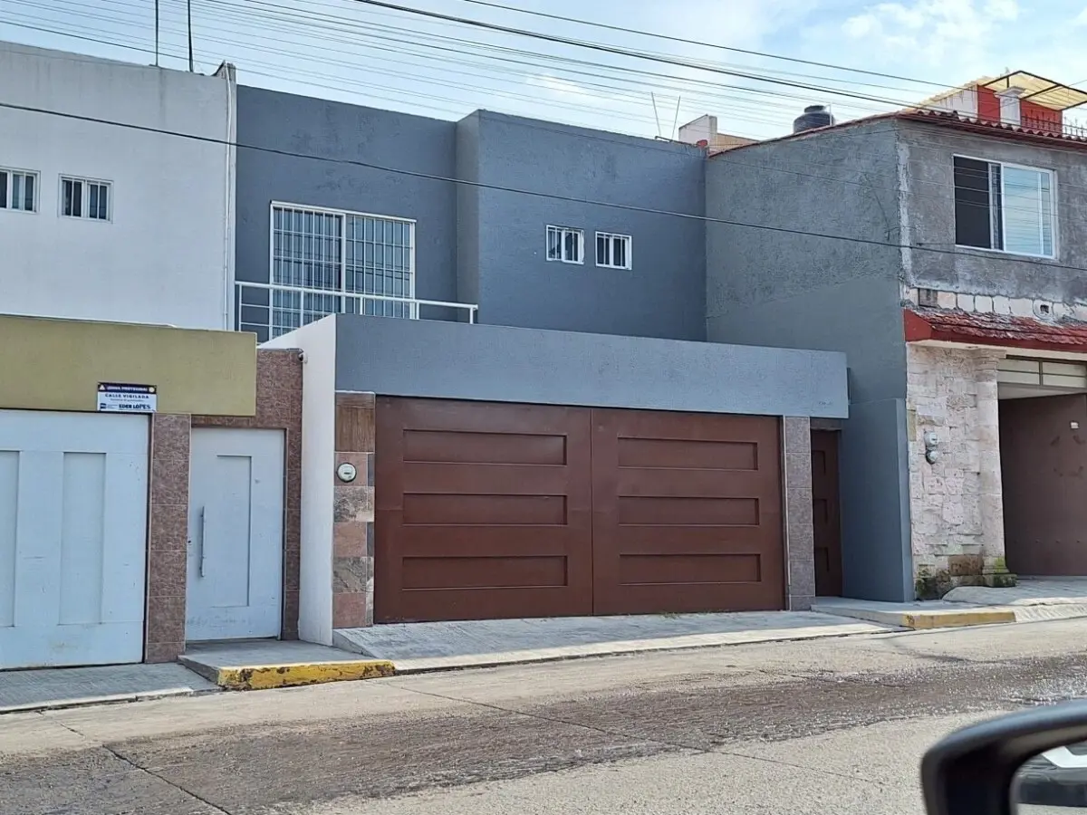 Casa en venta en La Aurora, Morelia — foto 1 de 15