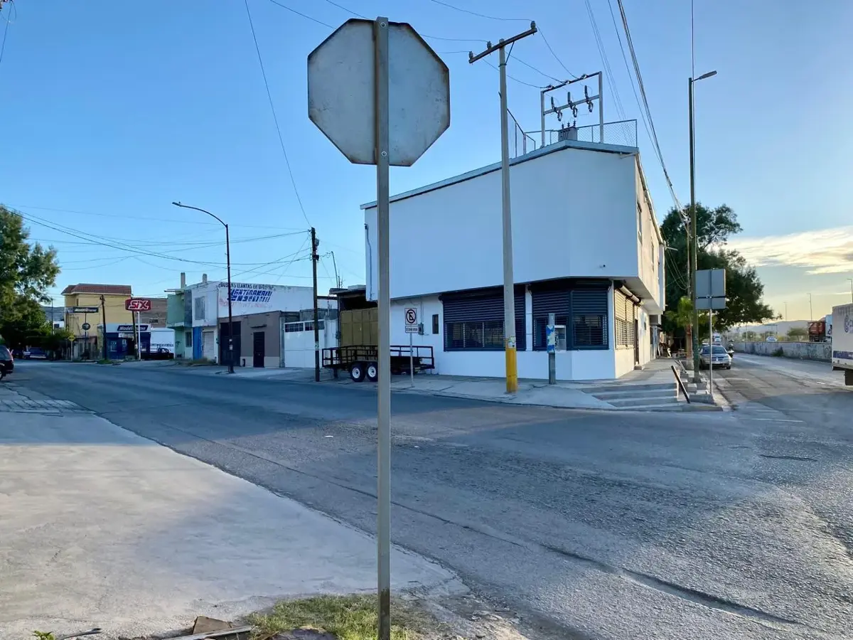 Local en Renta en Eugenio Aguirre Benavides, Torreón, Coahuila de Zaragoza