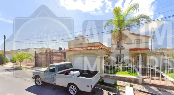 Casa en venta en Praderas de León, Chihuahua, Chihuahua