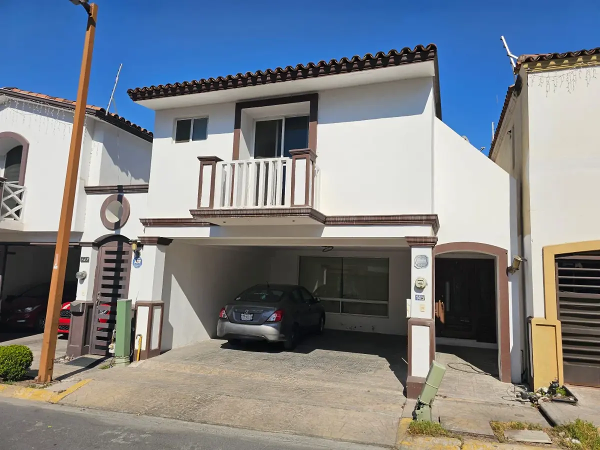 Casa en venta en Cerradas de Cumbres, Monterrey — foto 1 de 9