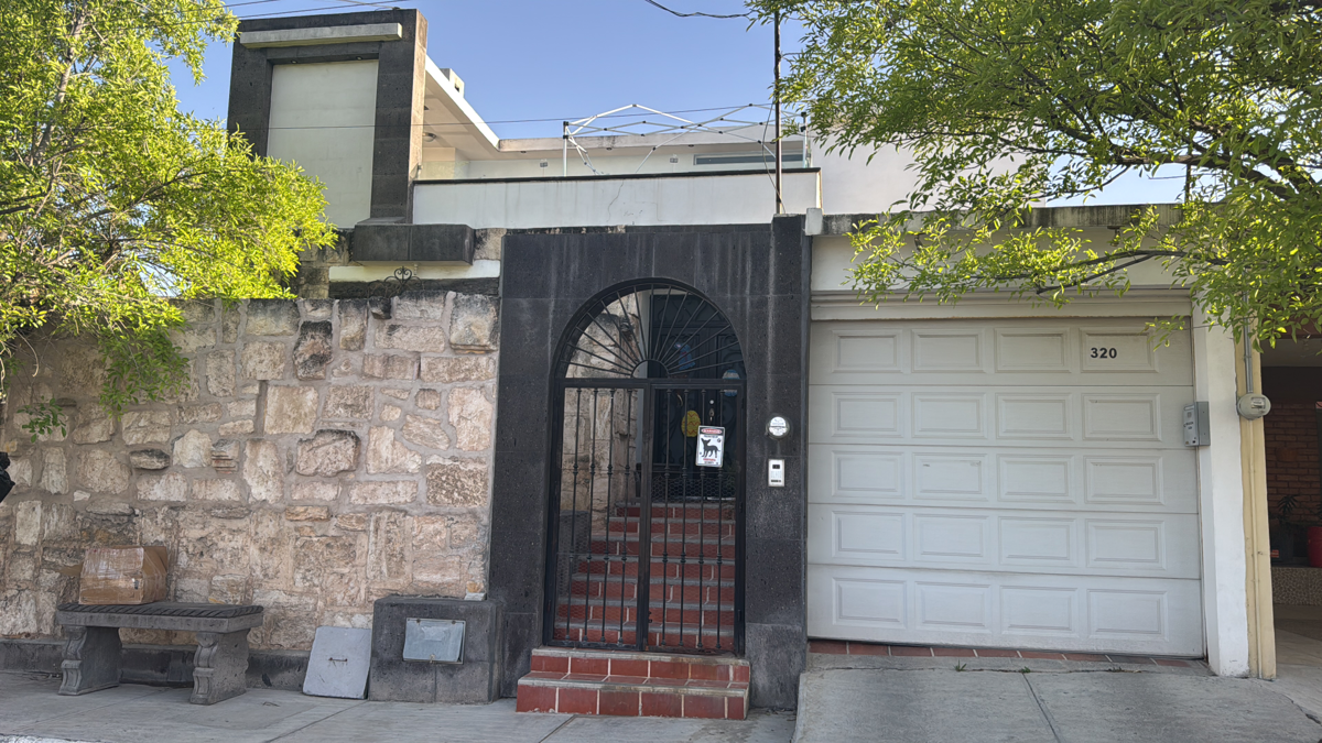 Casa en venta en Parques de la Cañada, Saltillo — foto 1 de 21