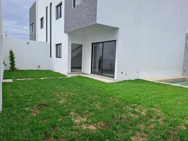 Casa en venta en Lomas de Trujillo, Emiliano Zapata — foto 2 de 43