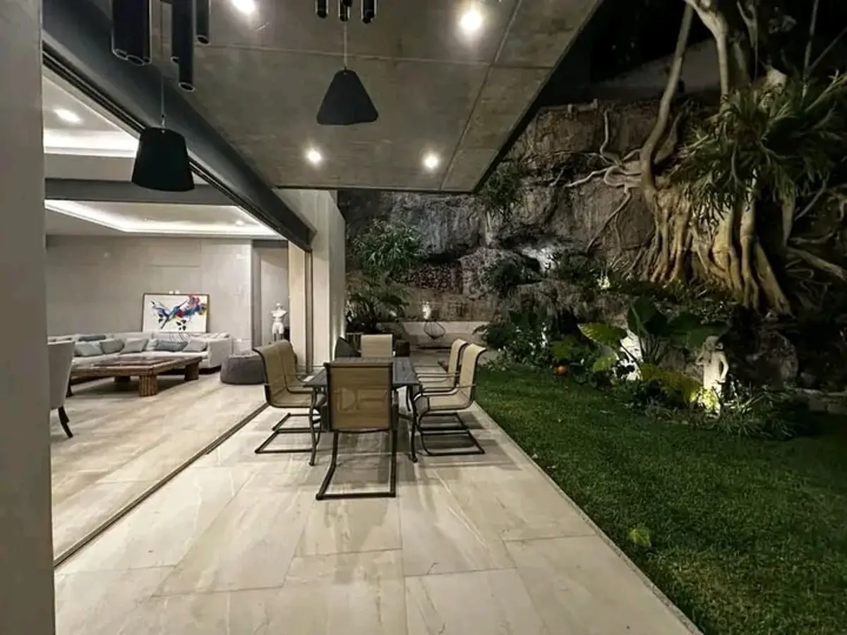 Casa en venta en La Cañada, Cuernavaca — foto 1 de 20