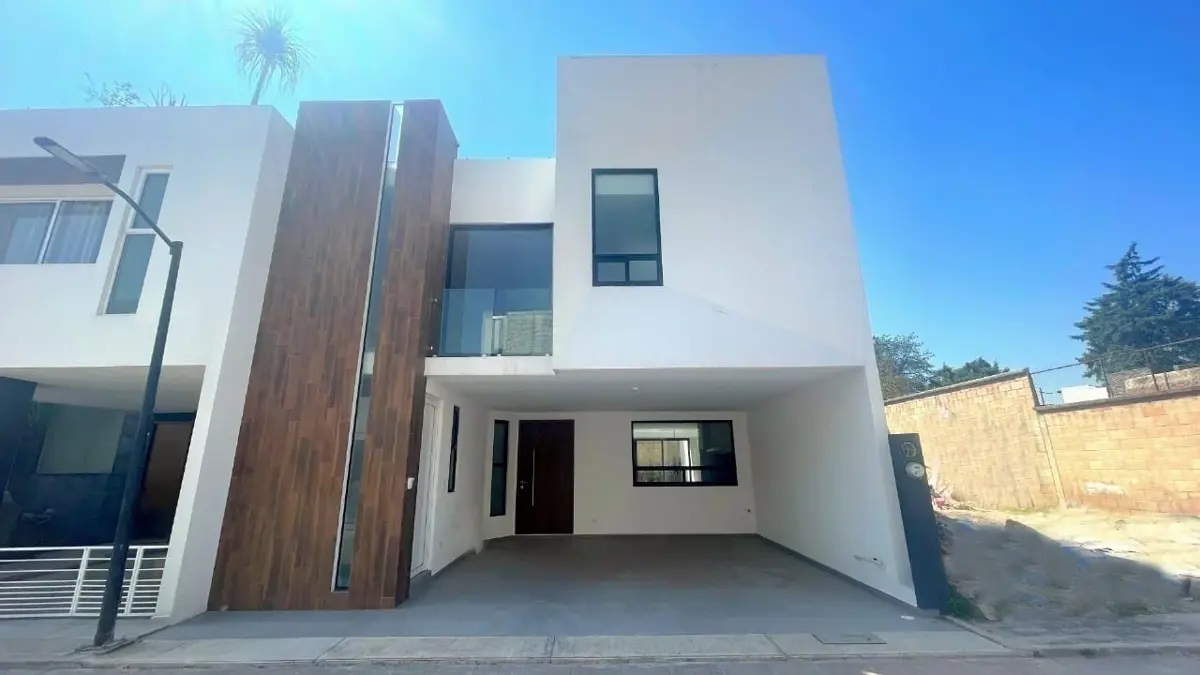 Casa en venta en Santiago Momoxpan, San Pedro Cholula — foto 1 de 18