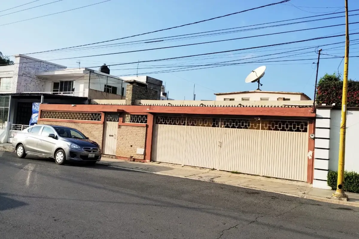 Casa en venta en Republica Oriente, Saltillo — foto 1 de 13