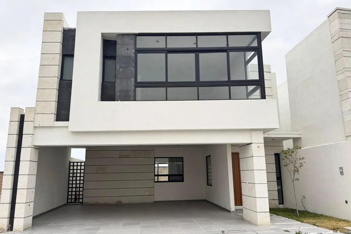 Casa en venta en La Escondida, Saltillo — foto 1 de 21