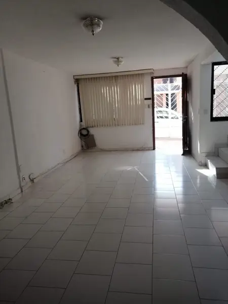 Casa en venta en Viveros del Valle, Tlalnepantla de Baz — foto 3 de 29