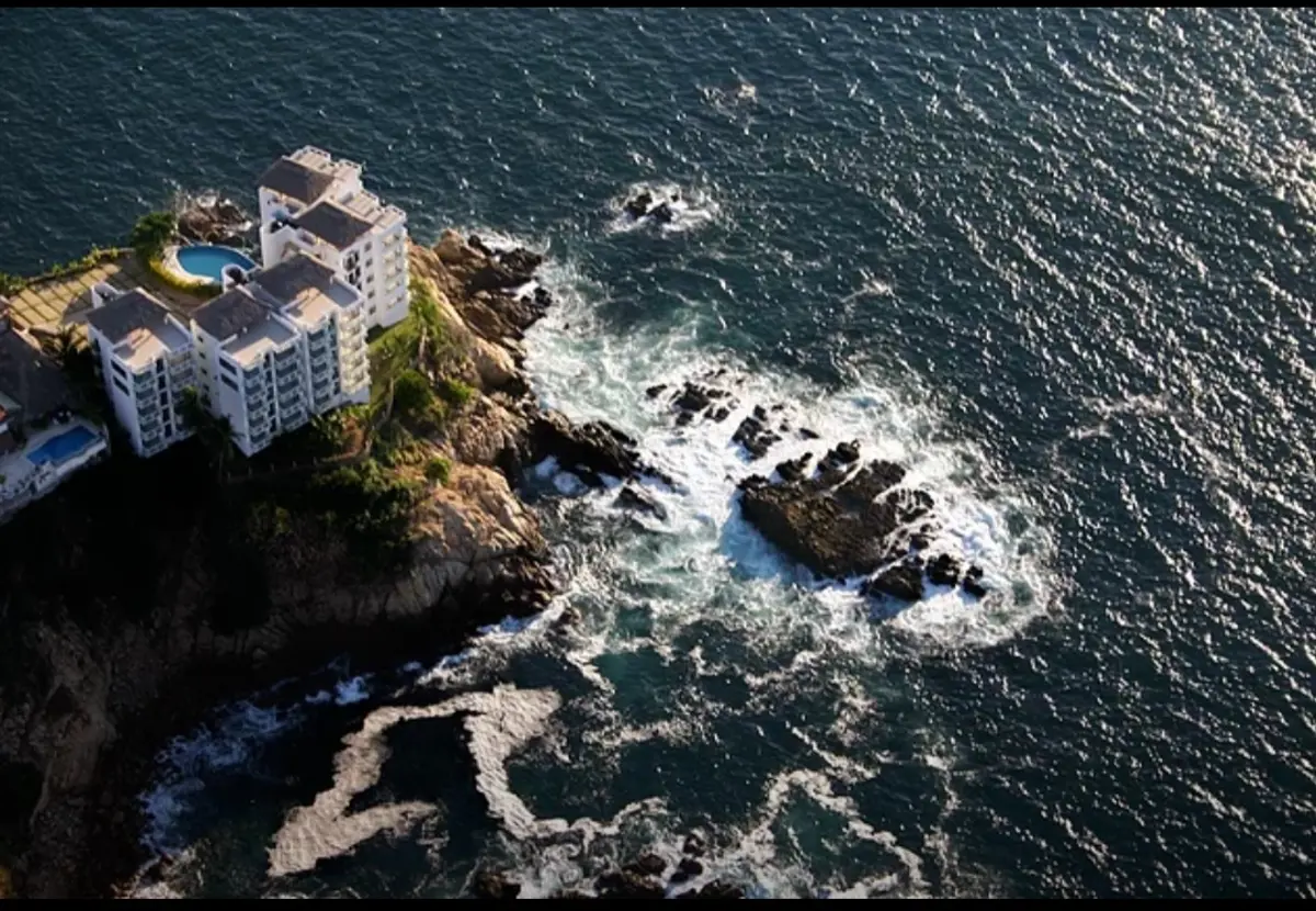 Hotel en venta en 16 de Noviembre, Acapulco de Juárez — foto 1 de 18