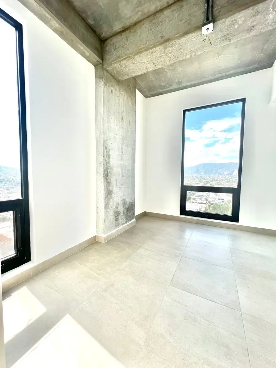 Departamento en venta en Mitras Norte, Monterrey — foto 1 de 10