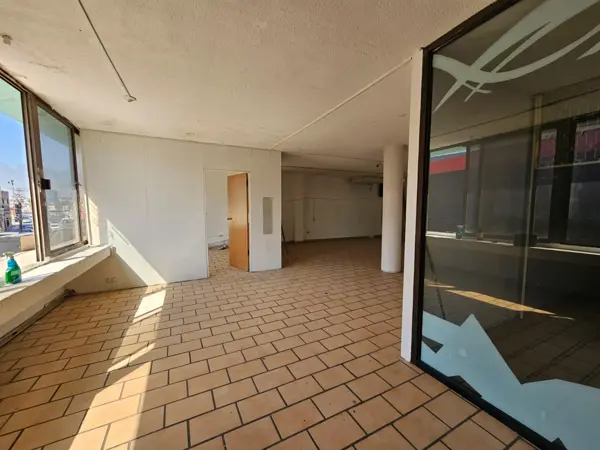 Edificio en renta en El Roble, San Nicolás de los Garza — foto 2 de 18