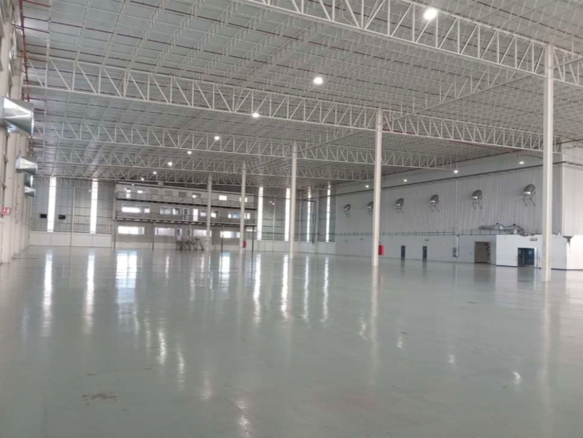 Bodega en renta en Parques de Tesistán, Zapopan — foto 1 de 11