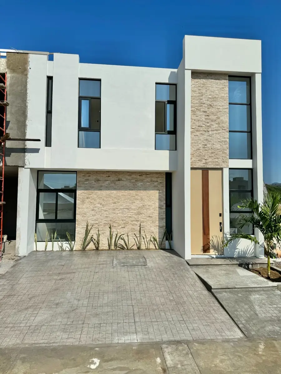 Casa en venta en Las Ceibas Residencial, Manzanillo — foto 1 de 18