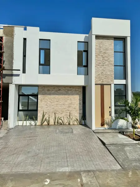 VENTA CASA NUEVA MANZANILLO