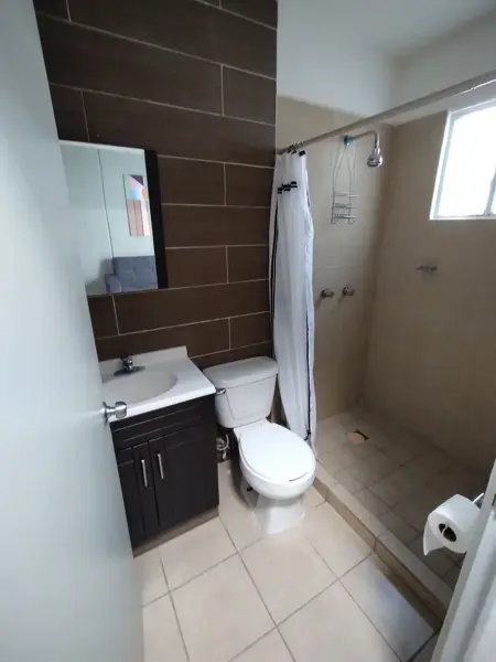 Casa en venta en Los Héroes León, León — foto 3 de 7