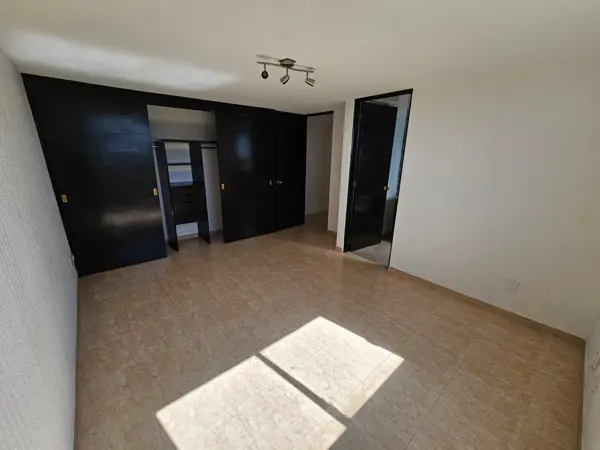 Departamento en venta en Lomas Verdes 1a Sección, Naucalpan de Juárez — foto 2 de 28