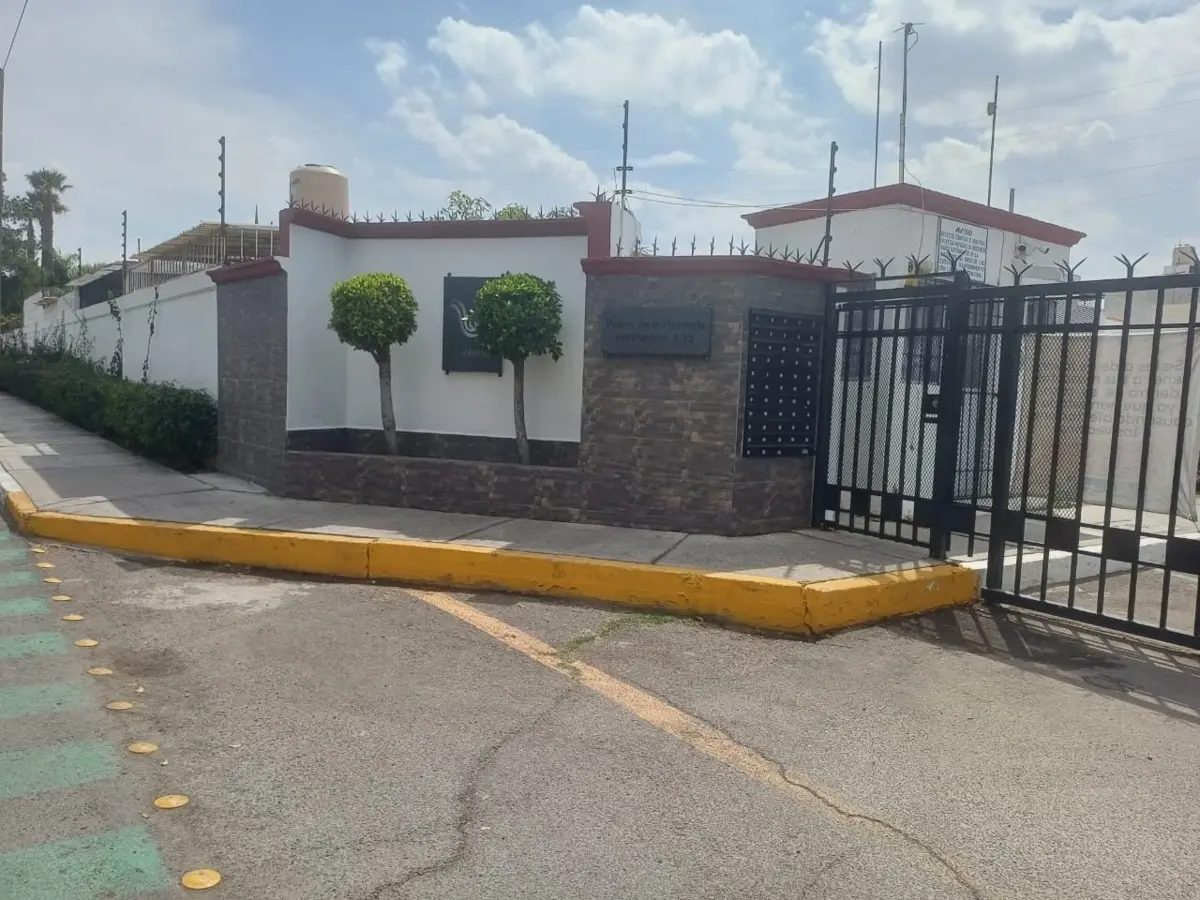 Casa en renta en Pirámides, Corregidora — foto 1 de 17