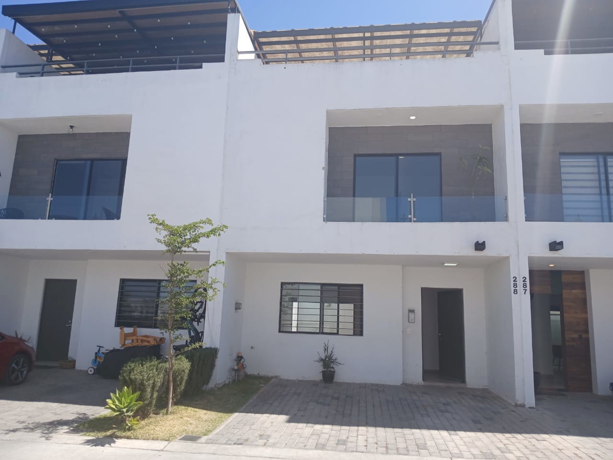 Casa en venta en Arboreto Residencial, Zapopan — foto 1 de 13
