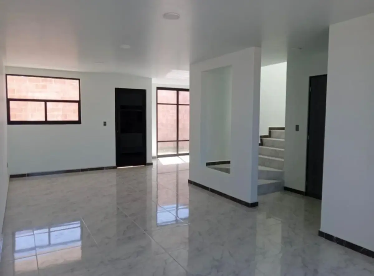 Casa en venta en Hacienda Margarita, Mineral de la Reforma — foto 1 de 23
